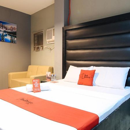 Reddoorz @ P Florentino Street Sampaloc Manila Ngoại thất bức ảnh